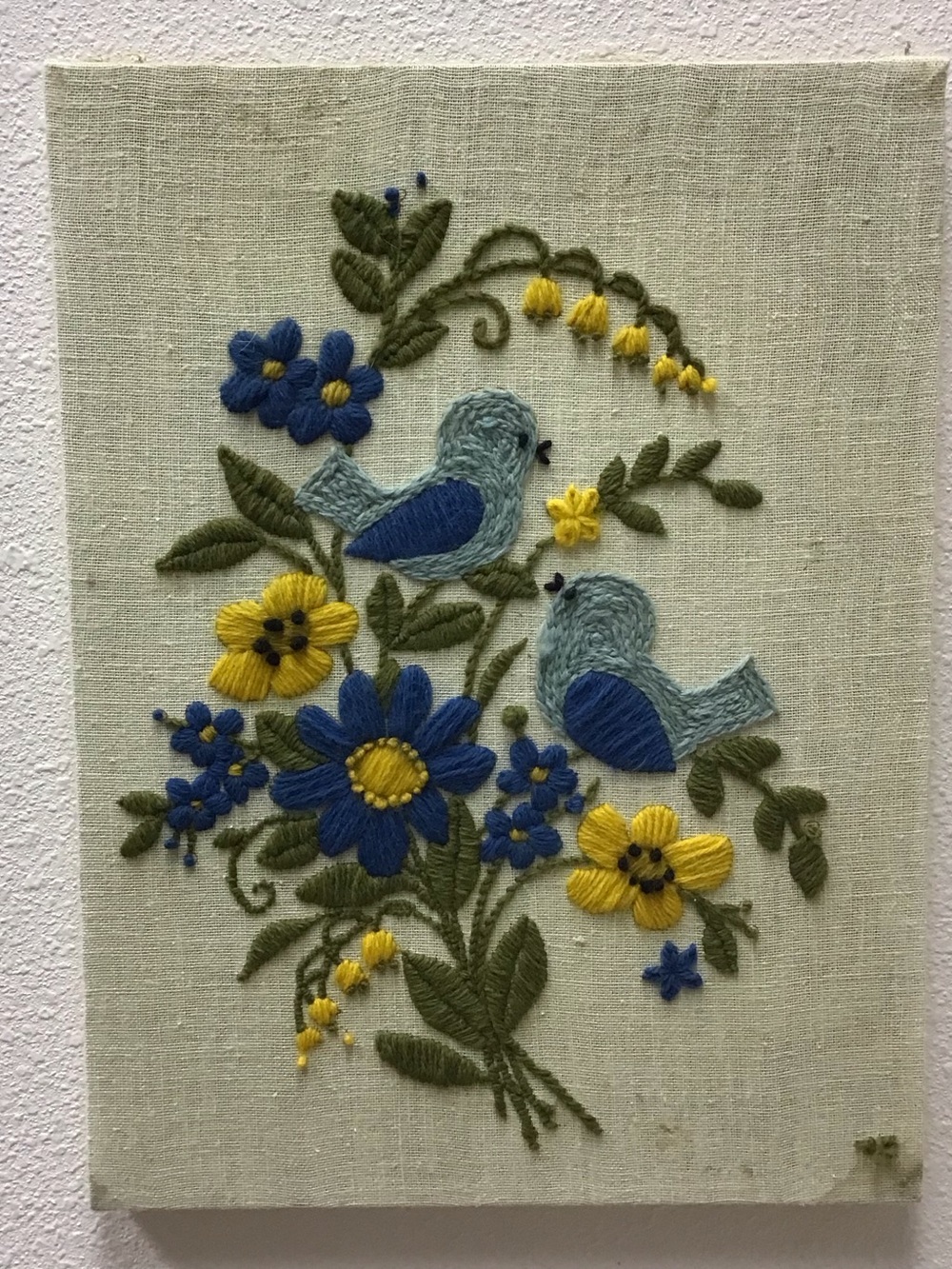 Vintage 1970s Cottagecore Birds Flowers Wall Decor